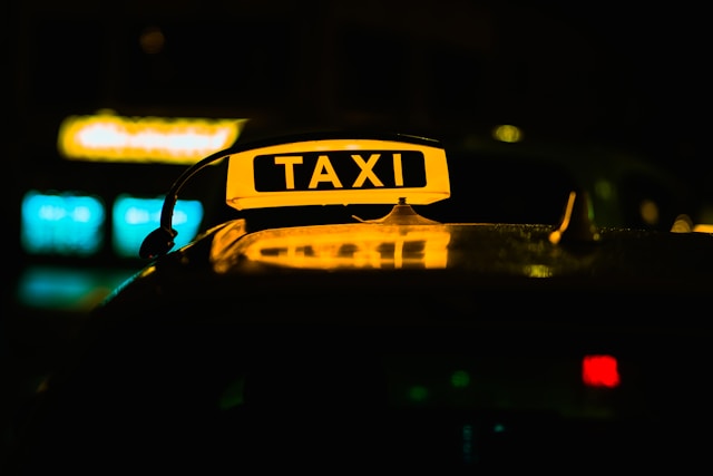 Midnight Spins at Highroller online: a neon-streaked discovery tour